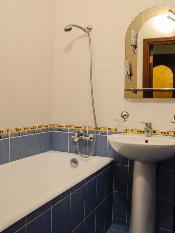 Like Hostel Kiev Phòng bức ảnh