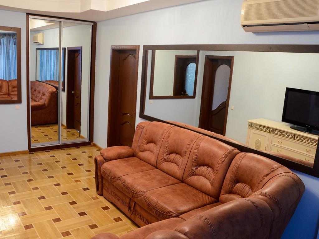 Like Hostel Kiev Ngoại thất bức ảnh