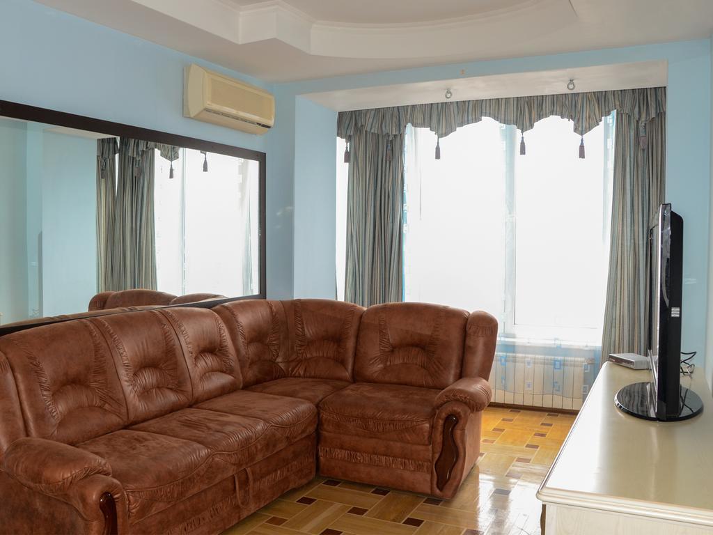 Like Hostel Kiev Ngoại thất bức ảnh